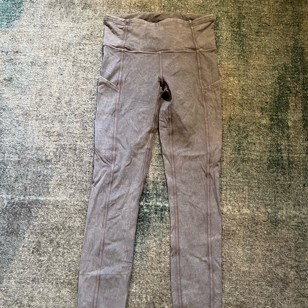 Fast and Free 28” Icy purple